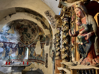 Interior del templo dedicado a Santa María en Ginestarre